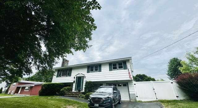 Photo of 266 Howard St, Bangor, ME 04401