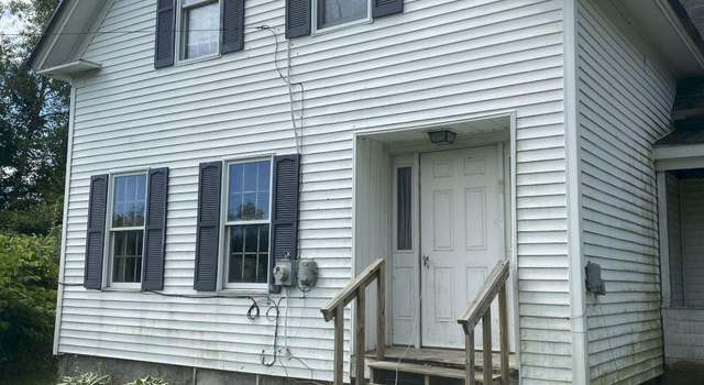 Photo of 294 Pleasant St, Hartland, ME 04943