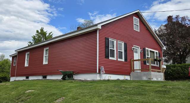 Photo of 612 Franklin St, Rumford, ME 04276