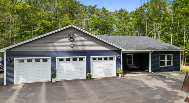 Photo of 62 Cobb Rd, Stetson, ME 04488