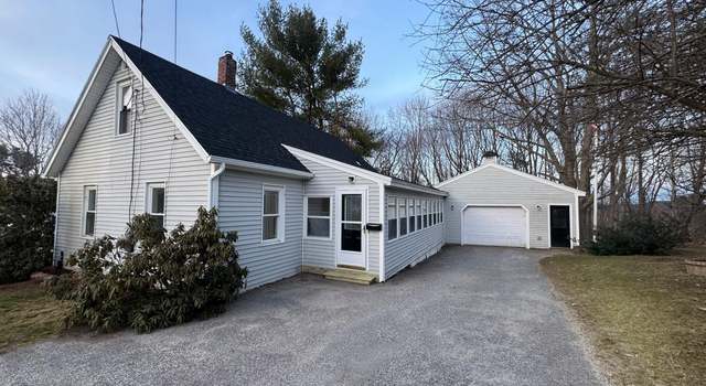 Photo of 96 Mcnamara St, Lewiston, ME 04240