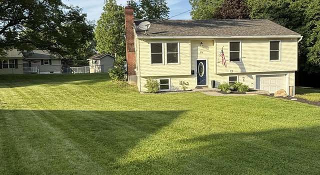 Photo of 71 Easy St, Farmingdale, ME 04344