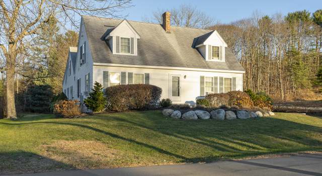Photo of 17 Common Dr, Boothbay, ME 04537