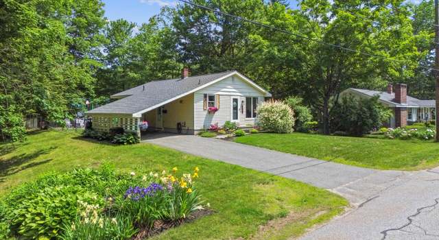 Photo of 109 Easy St, Farmingdale, ME 04344