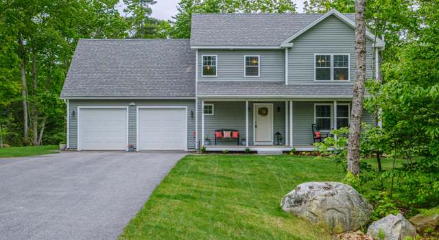 Photo of 28 Bracken Woods Rd, Raymond, ME 04071