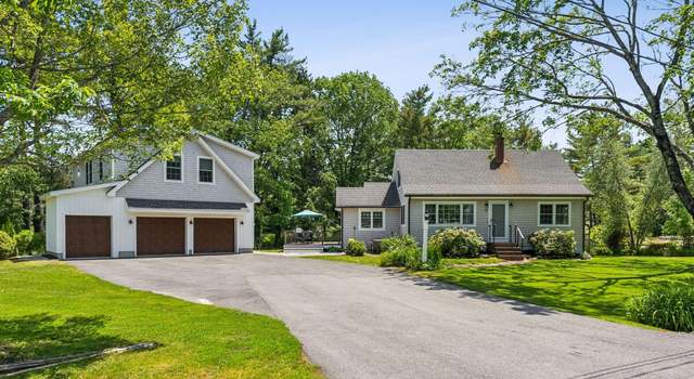 Photo of 10 Burnell Dr, Yarmouth, ME 04096