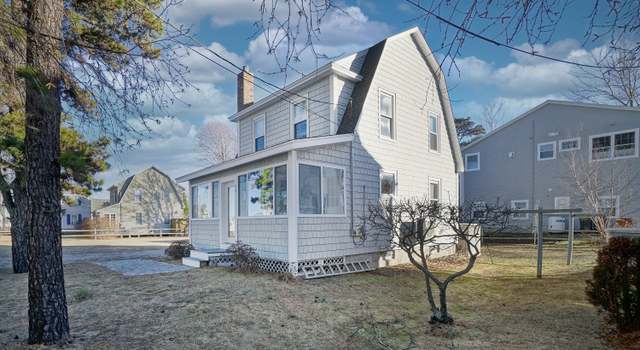 Photo of 69 Jones Creek Dr, Scarborough, ME 04074
