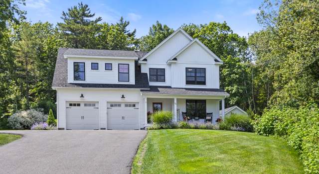 Photo of 56 Ledgewood Dr, Falmouth, ME 04105