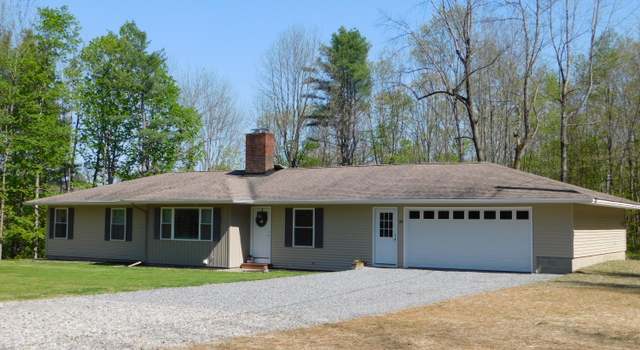 Photo of 29 Highland Ter, Monmouth, ME 04265
