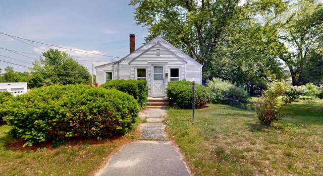 Photo of 248 S Main St, Auburn, ME 04210