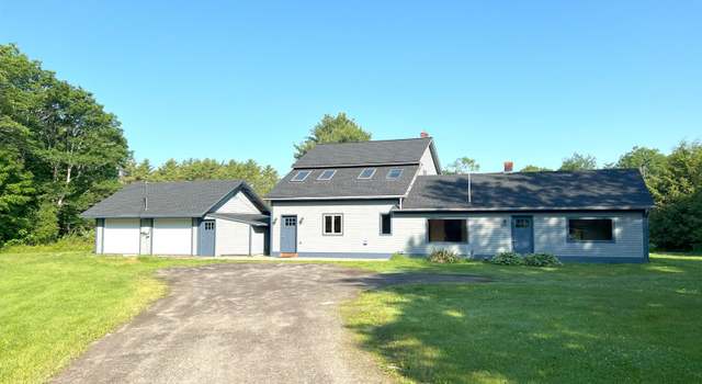 Photo of 320 Spring Rd, Augusta, ME 04330