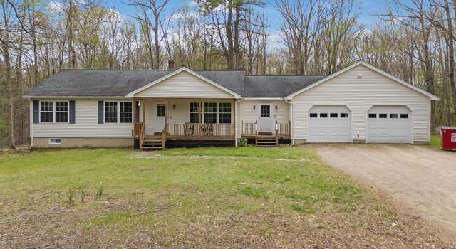 Photo of 336 Beedle Rd, Richmond, ME 04357