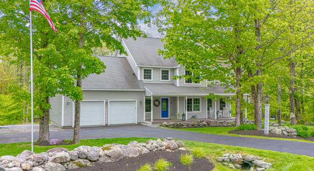 Photo of 13 Spoondrift Rd, Falmouth, ME 04105
