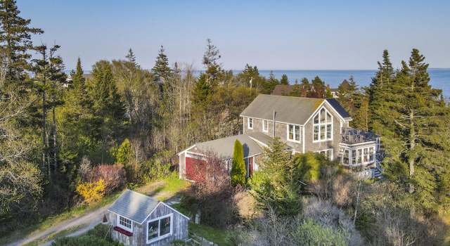 Photo of 12 Cliff Rd, Bristol, ME 04554