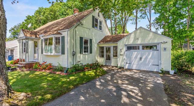 Photo of 4 Hillside Ave, Biddeford, ME 04005