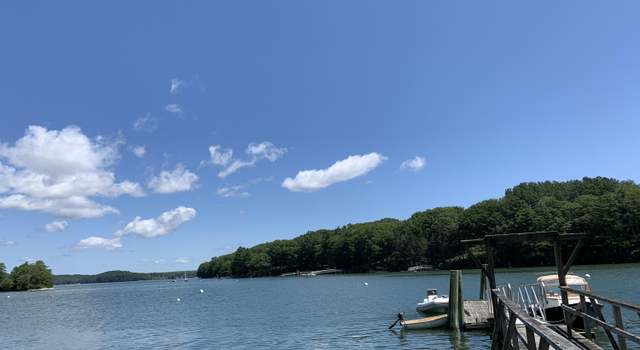 Photo of 26 Townsend Ln, Boothbay, ME 04537