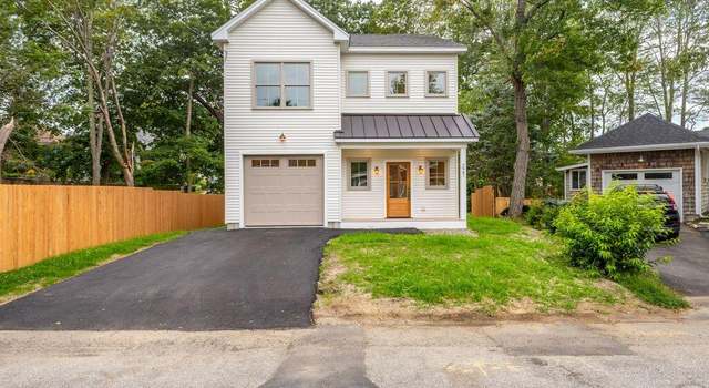 Photo of 227 Pine St, South Portland, ME 04106
