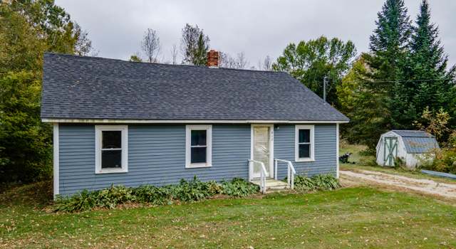 Photo of 612 Warren Hill Rd, Palmyra, ME 04965