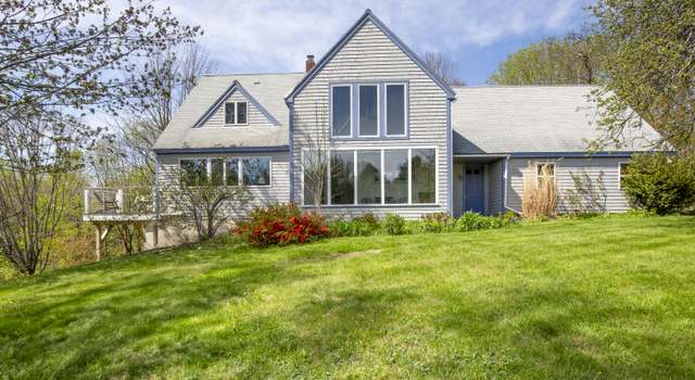Photo of 17 Westview Rd, Damariscotta, ME 04543