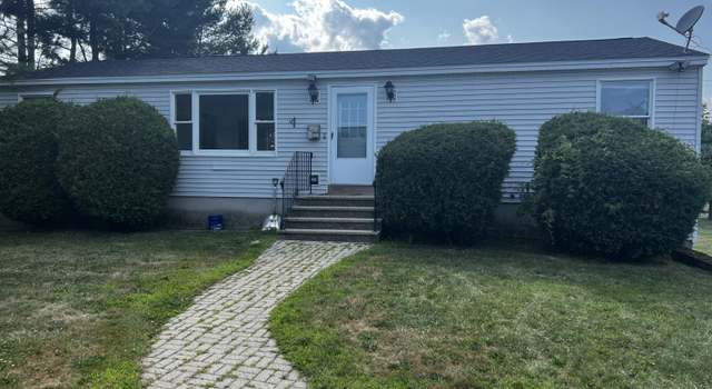 Photo of 137 Webb St, Portland, ME 04102