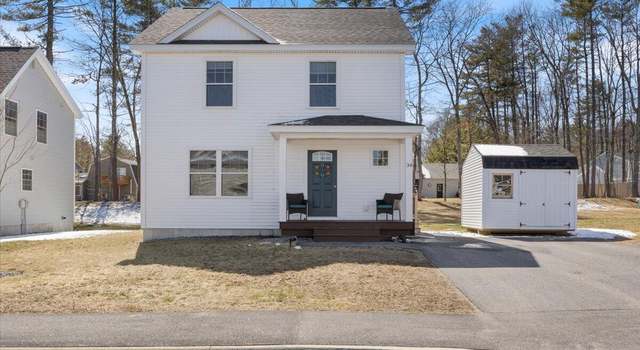 Photo of 34 Belvedere Dr, Windham, ME 04062