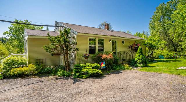 Photo of 129 Lawrence Rd, Gray, ME 04039