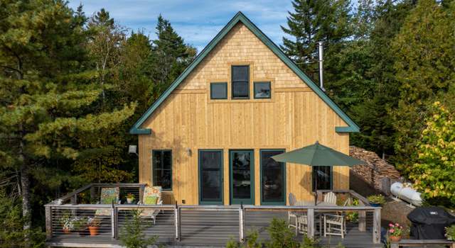 Photo of 8 Ledge Ln, Lubec, ME 04652