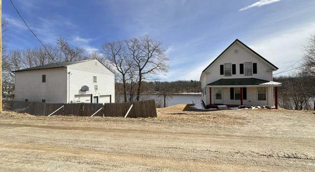 Photo of 1 Henderson Ct, Fairfield, ME 04937