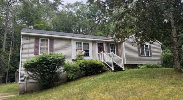 Photo of 27 Arcadia Ln, North Waterboro, ME 04061