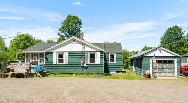 Photo of 54 Middle Rd, Augusta, ME 04330