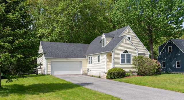 Photo of 6 Sagebrush Dr, Scarborough, ME 04074