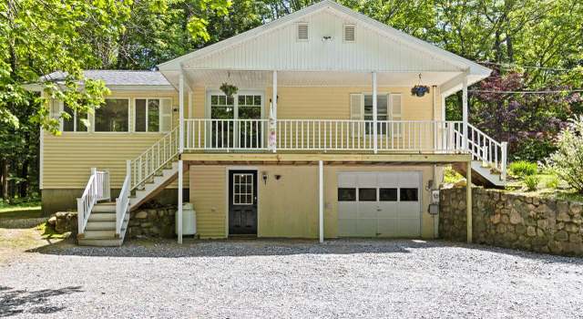 Photo of 30 Ring Landing Rd, Casco, ME 04015