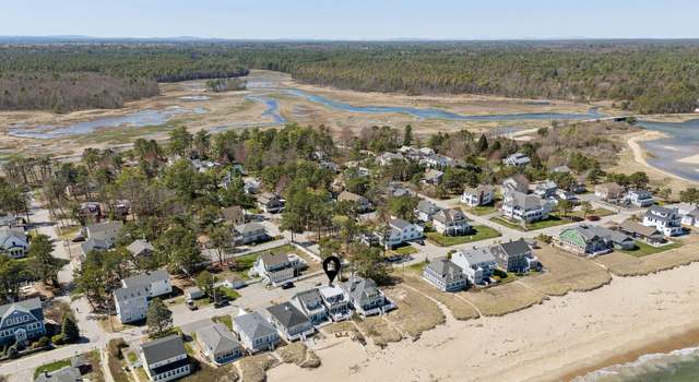Photo of 65 Oceanside Dr, Saco, ME 04072