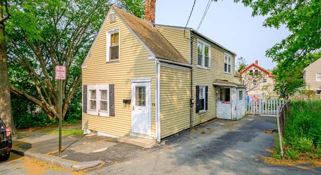 Photo of 13 Monroe St, Portland, ME 04101