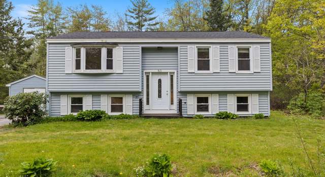 Photo of 53 Briarwood Ln, Gorham, ME 04038
