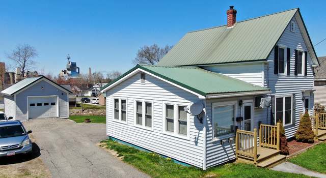 Photo of 108 Main St, Lincoln, ME 04457