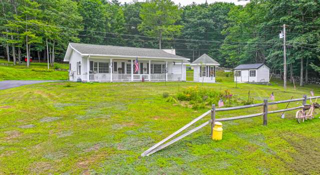Photo of 11 Brandy View Ter, Naples, ME 04055