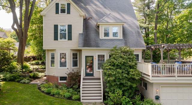Photo of 29 Woodland Rd, Cape Elizabeth, ME 04107