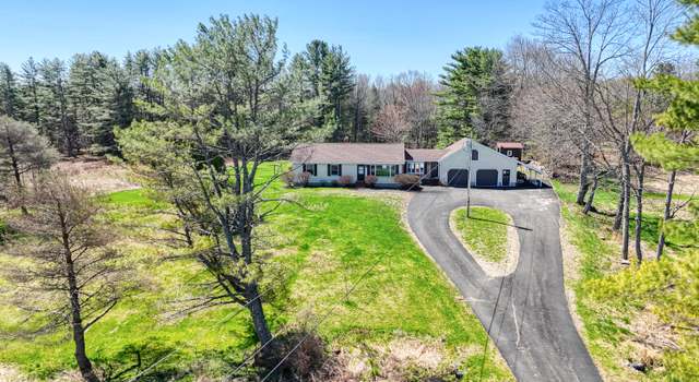 Photo of 128 Capen Rd, Gardiner, ME 04345