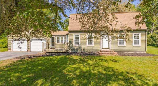 Photo of 33 Northwood Dr, Windham, ME 04062