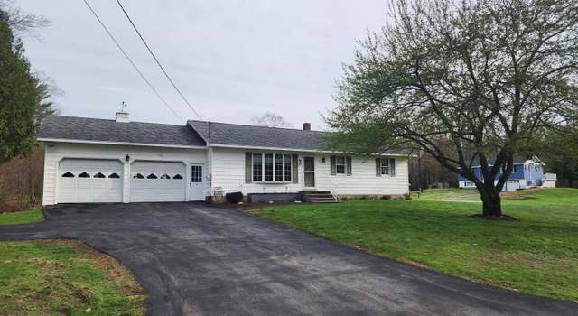 Photo of 10 Forest Cir, Jay, ME 04239