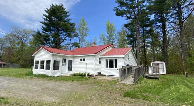 Photo of 44 Saint James St, Skowhegan, ME 04976