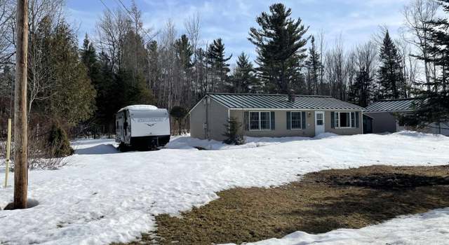 Photo of 7 Birch St, Jackman, ME 04945