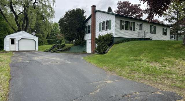 Photo of 114 Summit Ave, Farmington, ME 04938