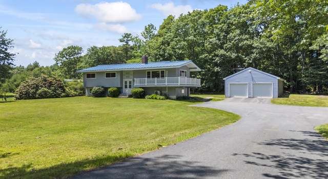Photo of 232 Augusta Rd, Topsham, ME 04086