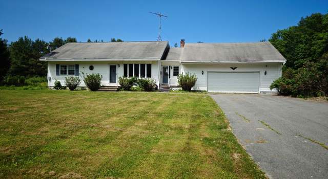 Photo of 368 W West Ridge Rd, Cornville, ME 04976