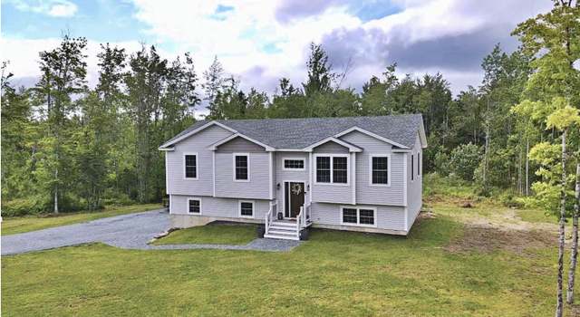 Photo of 64 Lindsay Dr, Levant, ME 04456