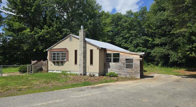 Photo of 59 Farm View Ln, Paris, ME 04281
