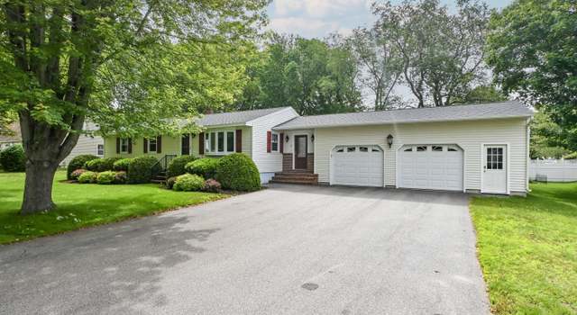 Photo of 6 Colonial Dr, Saco, ME 04072