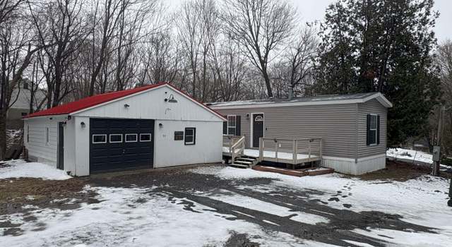Photo of 59 Middle St, Gardiner, ME 04345
